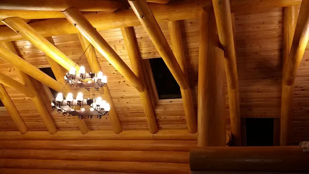 Pensiunea Izbucul Tauz Ghetari Exteriör bild