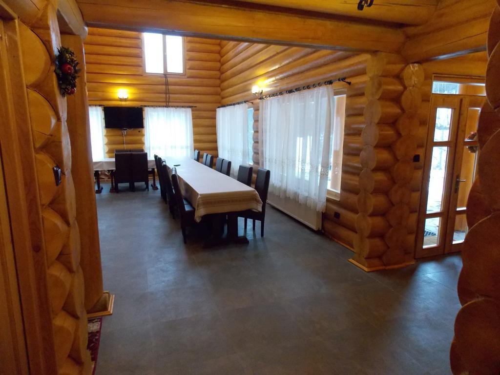 Pensiunea Izbucul Tauz Ghetari Exteriör bild